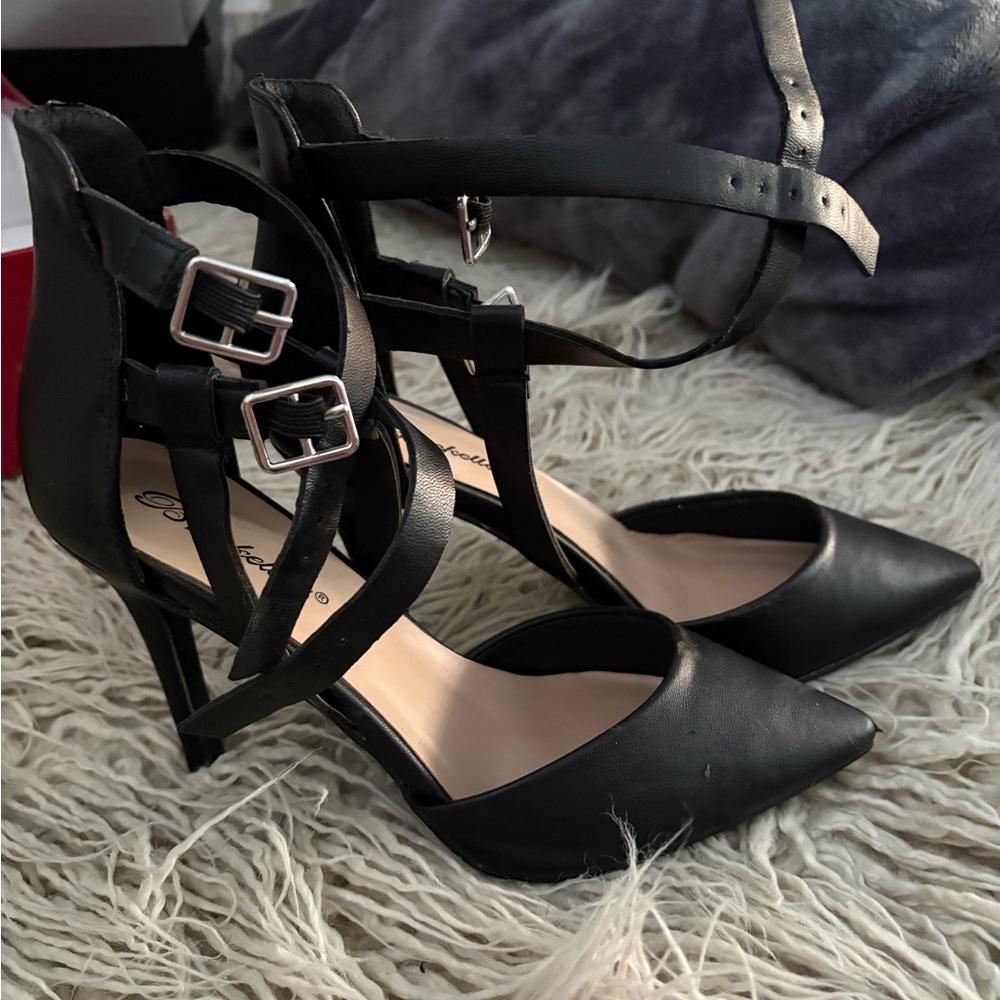 Elegant Black Strappy Heels